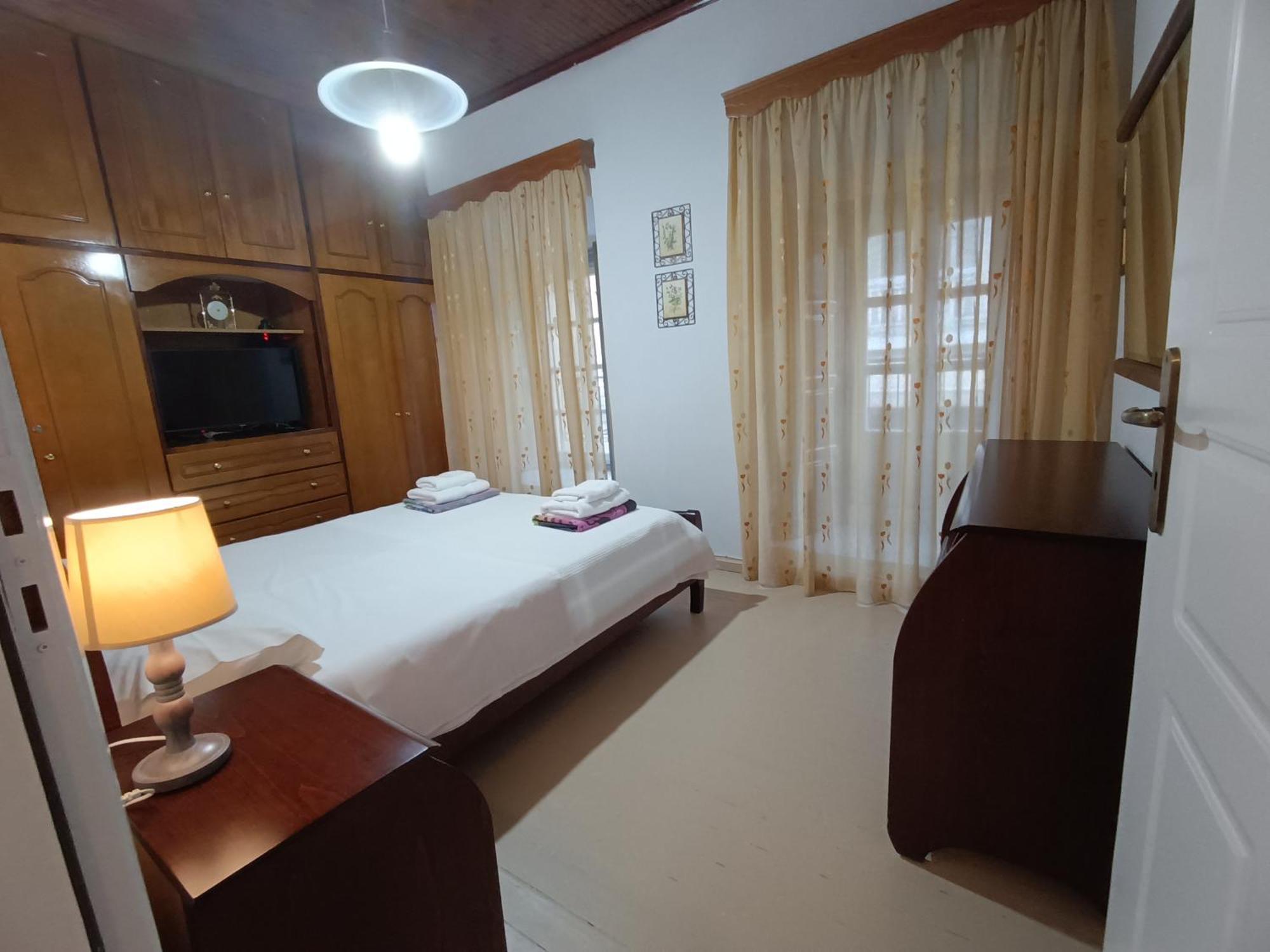 Rodomelo House With Terrace - 4 Bedrooms Leonídion エクステリア 写真
